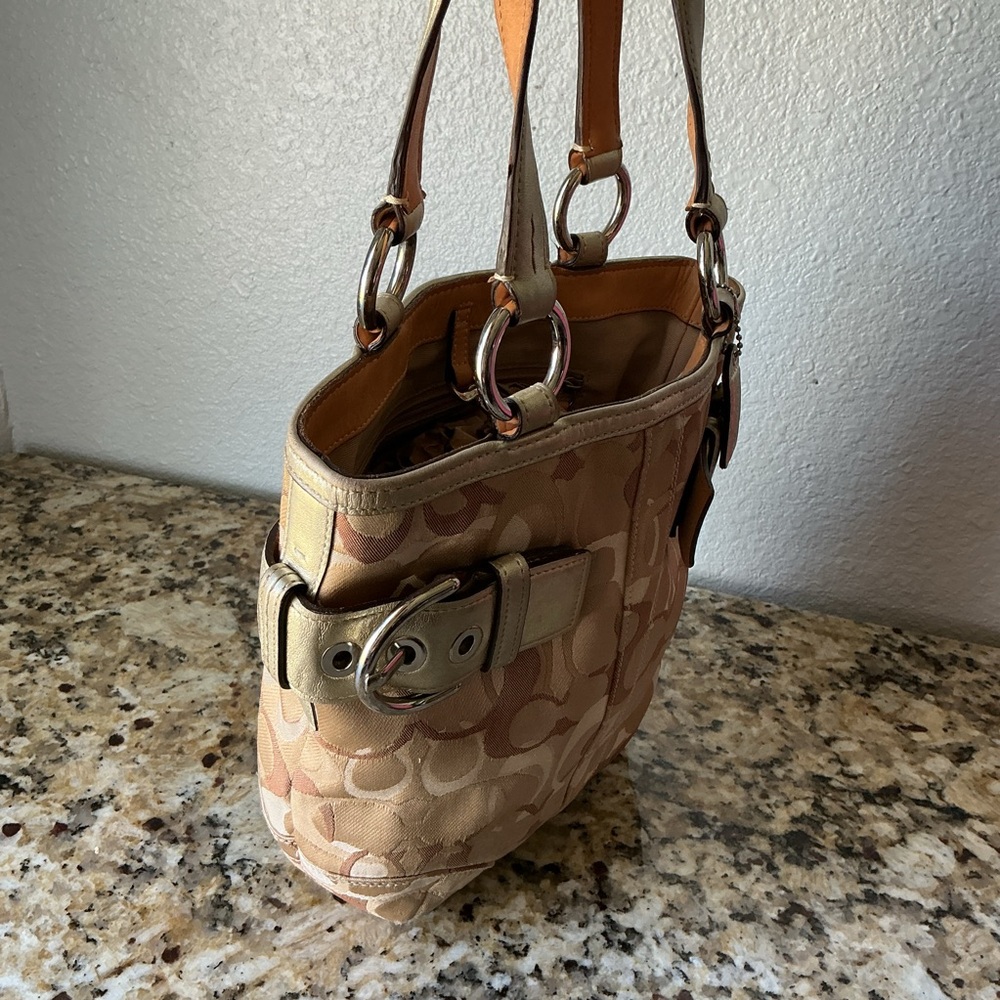 Coach Optic Metallica Gold and Tan Handbag - Picture 6 of 7